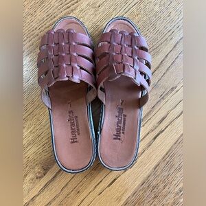 Huraches Sandals Women’s Size 7